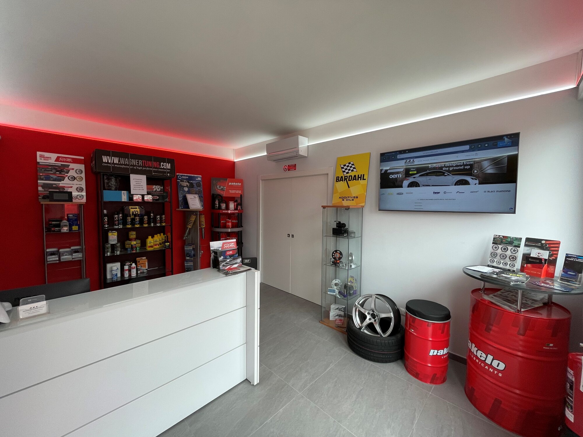 Images DRS DISTRIBUZIONE RICAMBI SPORTIVI