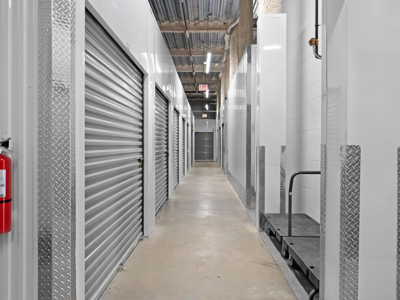 Images Extra Space Storage