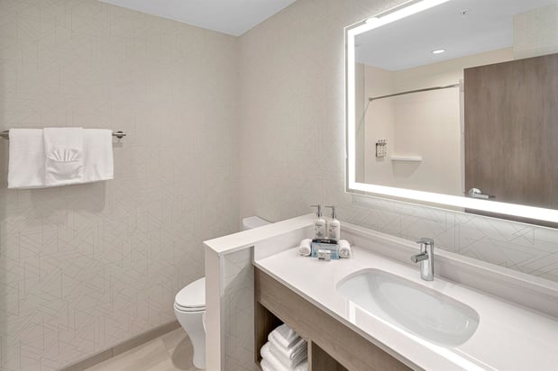 Images Holiday Inn Express & Suites Fort Walton Beach - Eglin Area by IHG