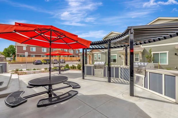 Images Arrive Longmont