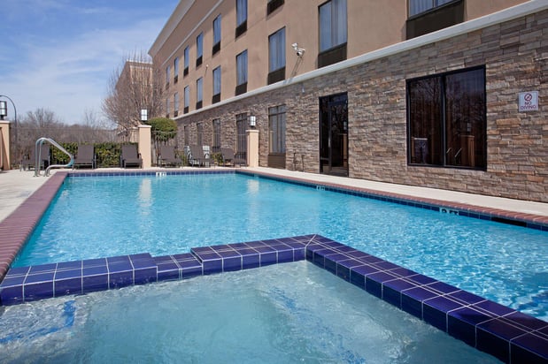 Images Holiday Inn Express & Suites Arlington (I-20-Parks Mall) by IHG