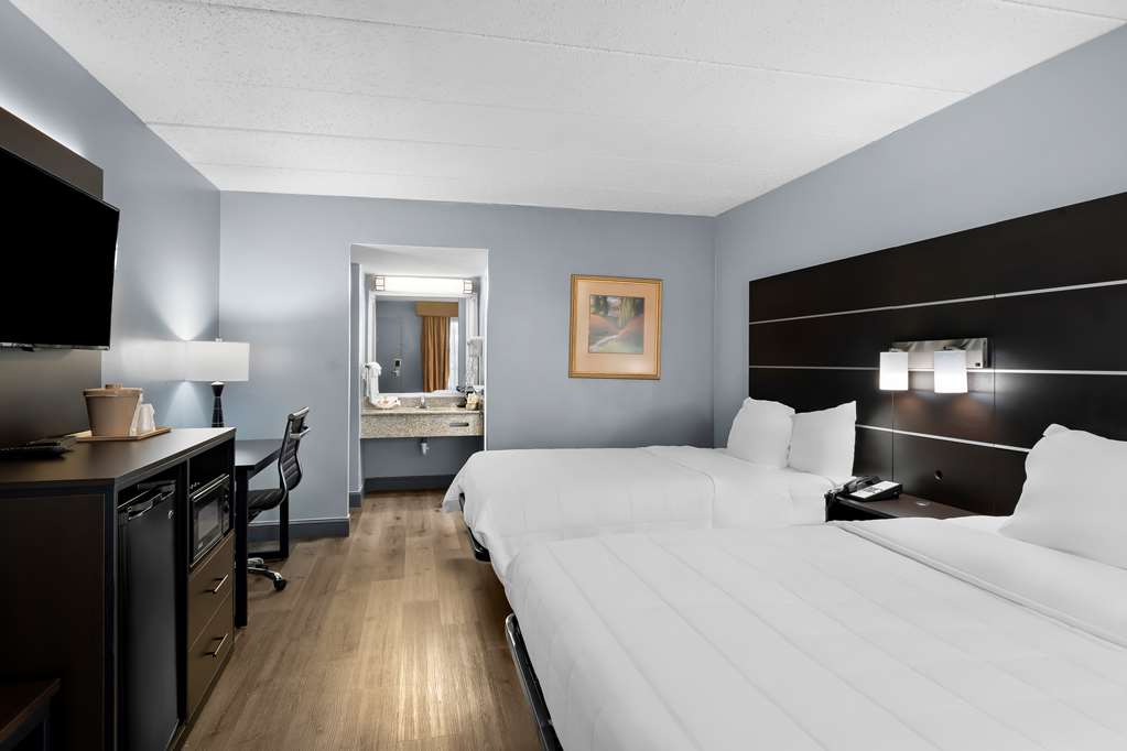 BW SureStay Plus Wilmington DE DoubleBeds
