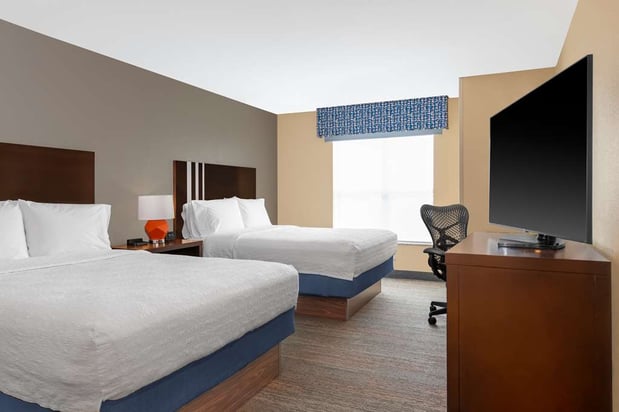 Images Hampton Inn & Suites Madison Downtown
