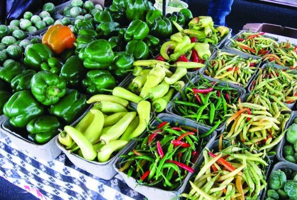 Looking for bell peppers, green beans, or various vegetables from across the world? Look no further. At the Maple Grove Farmers Market, we offer a large variety of vegetables including vegetables from other parts of the world.