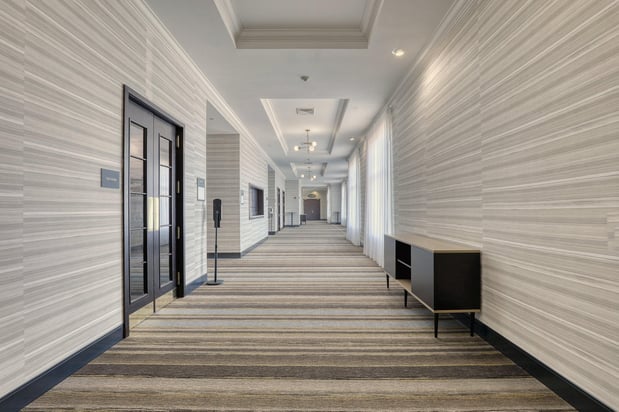 Images Holiday Inn & Suites Madison West - Middleton by IHG
