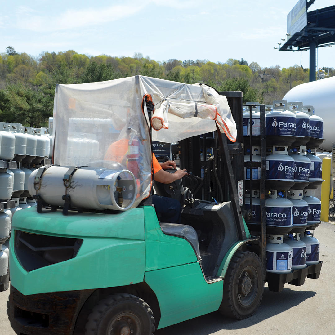 Looking for propane for forklifts or Landscaping mowers? Paraco is here to fuel your workday. We provide propane tanks for forklifts and commercial mowing.