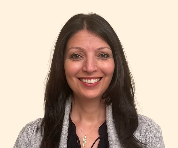 Images Mehrnaz Shoultes, Counselor
