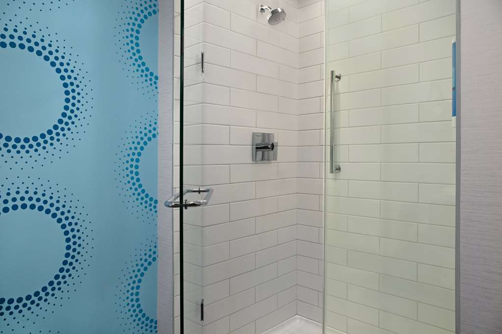 Images Tru by Hilton Toronto Airport West