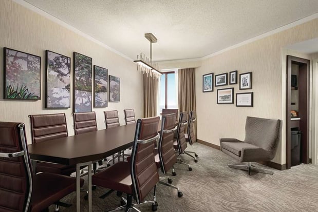 Images Embassy Suites by Hilton Chicago North Shore Deerfield