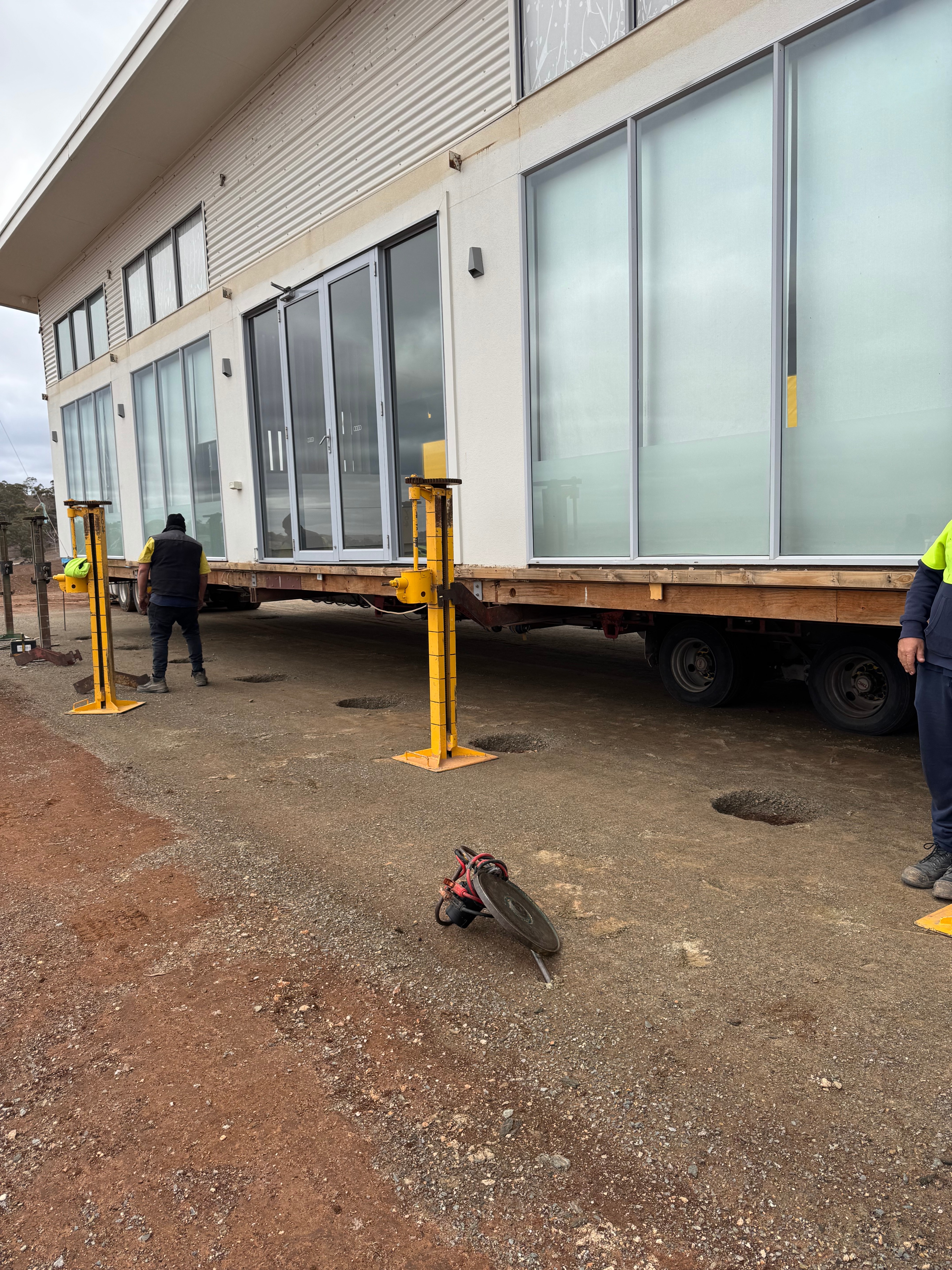 Images A1 House Transport & Restumping