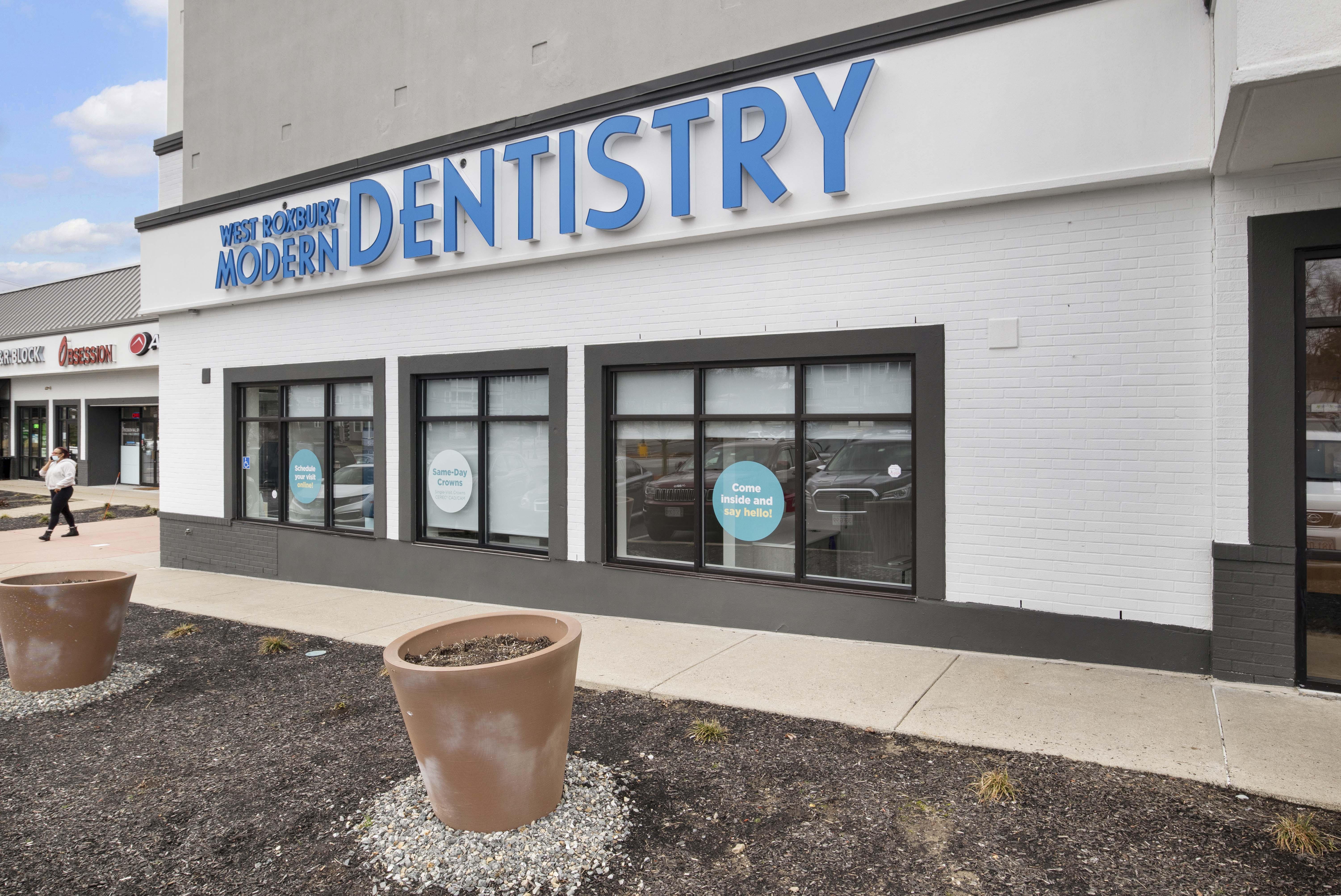 Welcome to West Roxbury Modern Dentistry in West Roxbury, MA