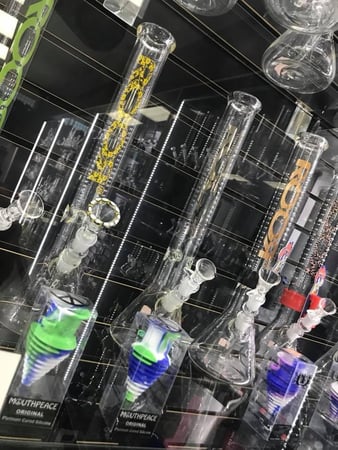 Images United Smoke & Vape Shop