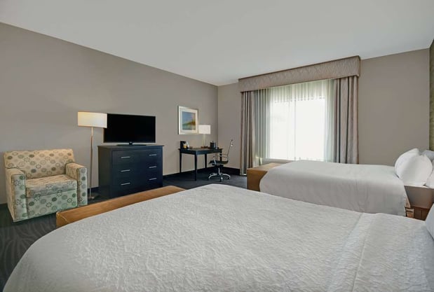 Images Hampton Inn & Suites Robbinsville