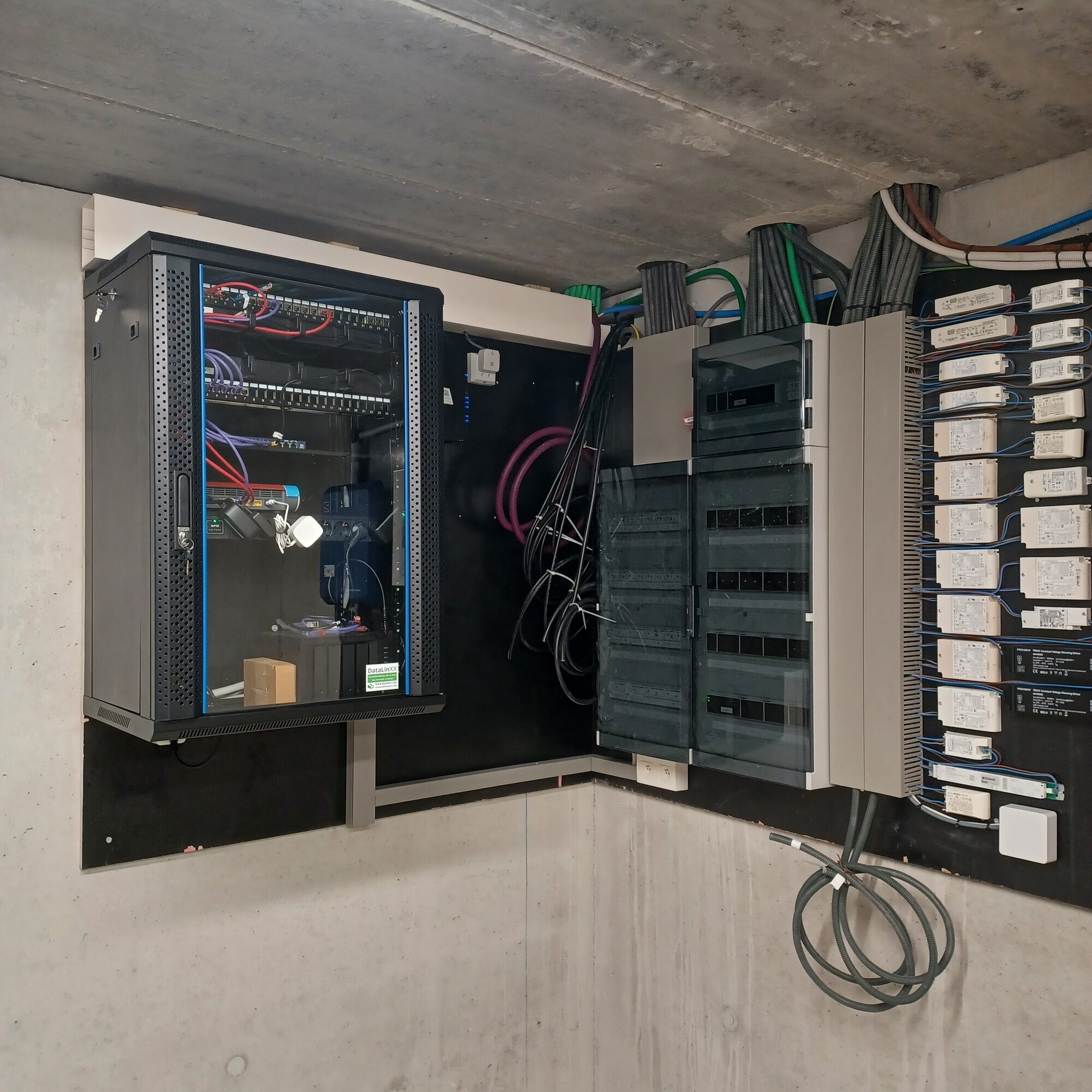 Fotos - DataLinXX - Netwerkbekabeling en Meer - 19