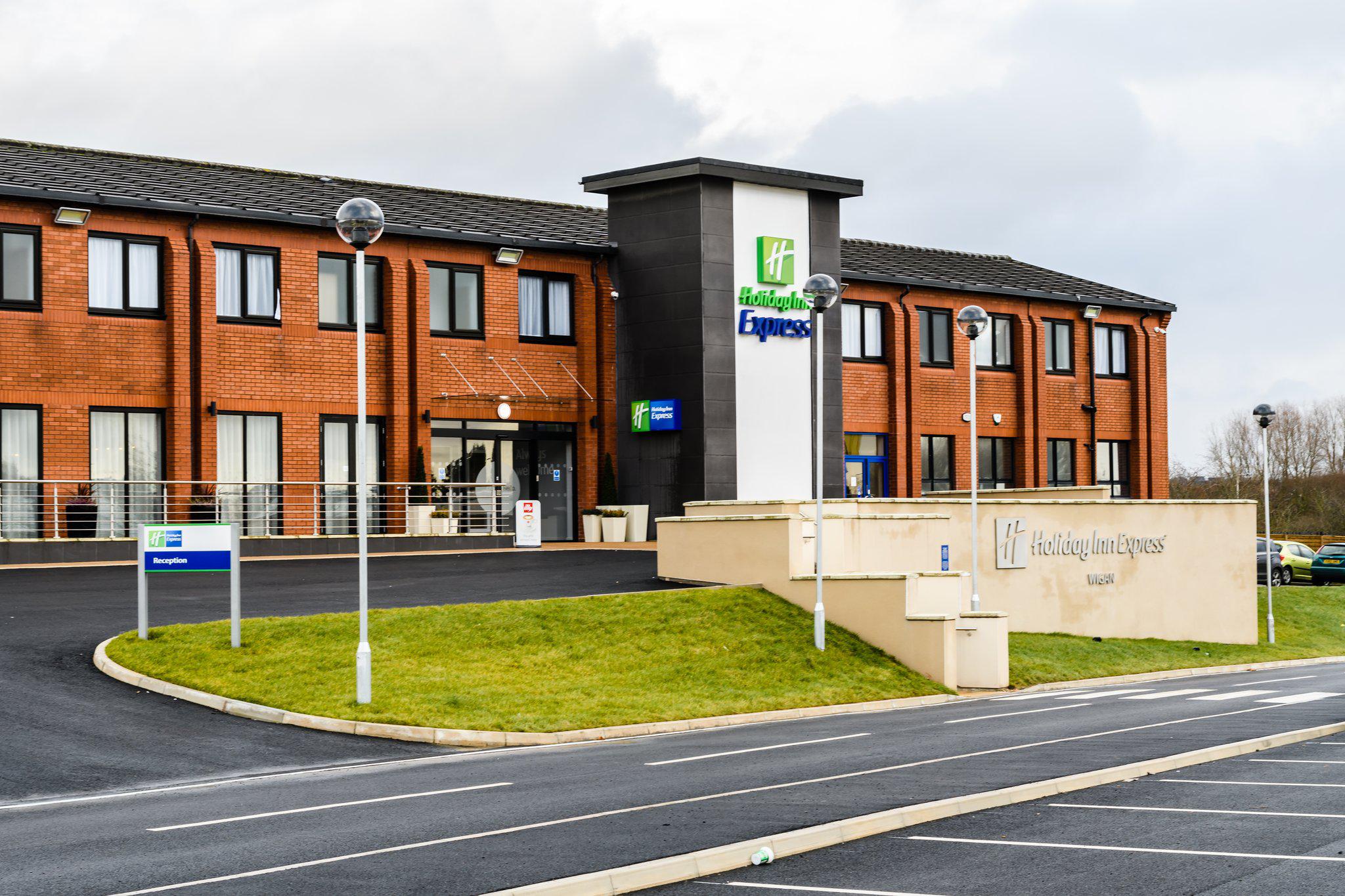 Images Holiday Inn Express Wigan, an IHG Hotel