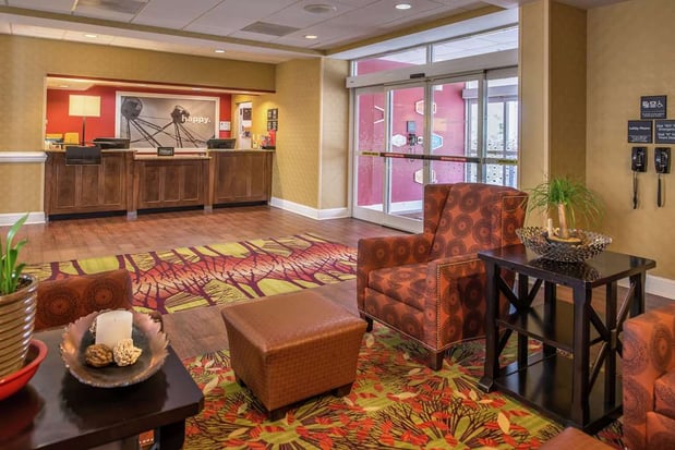 Images Hampton Inn & Suites Charlotte-Arrowood Rd.