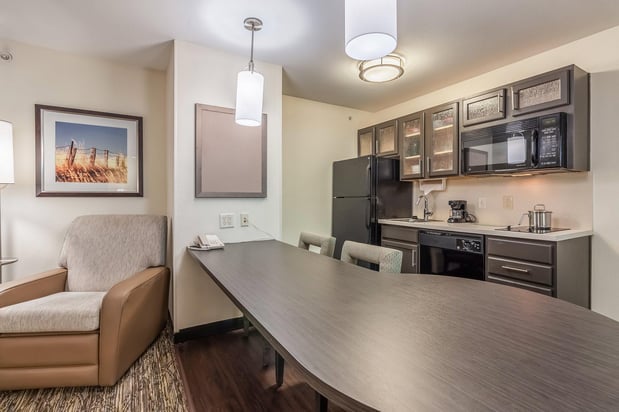 Images Candlewood Suites Lincoln by IHG