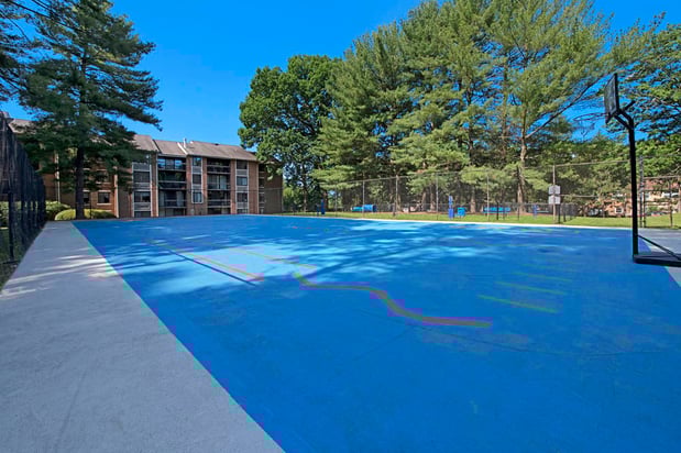 Images Eagle Rock Apartments at West Springfield