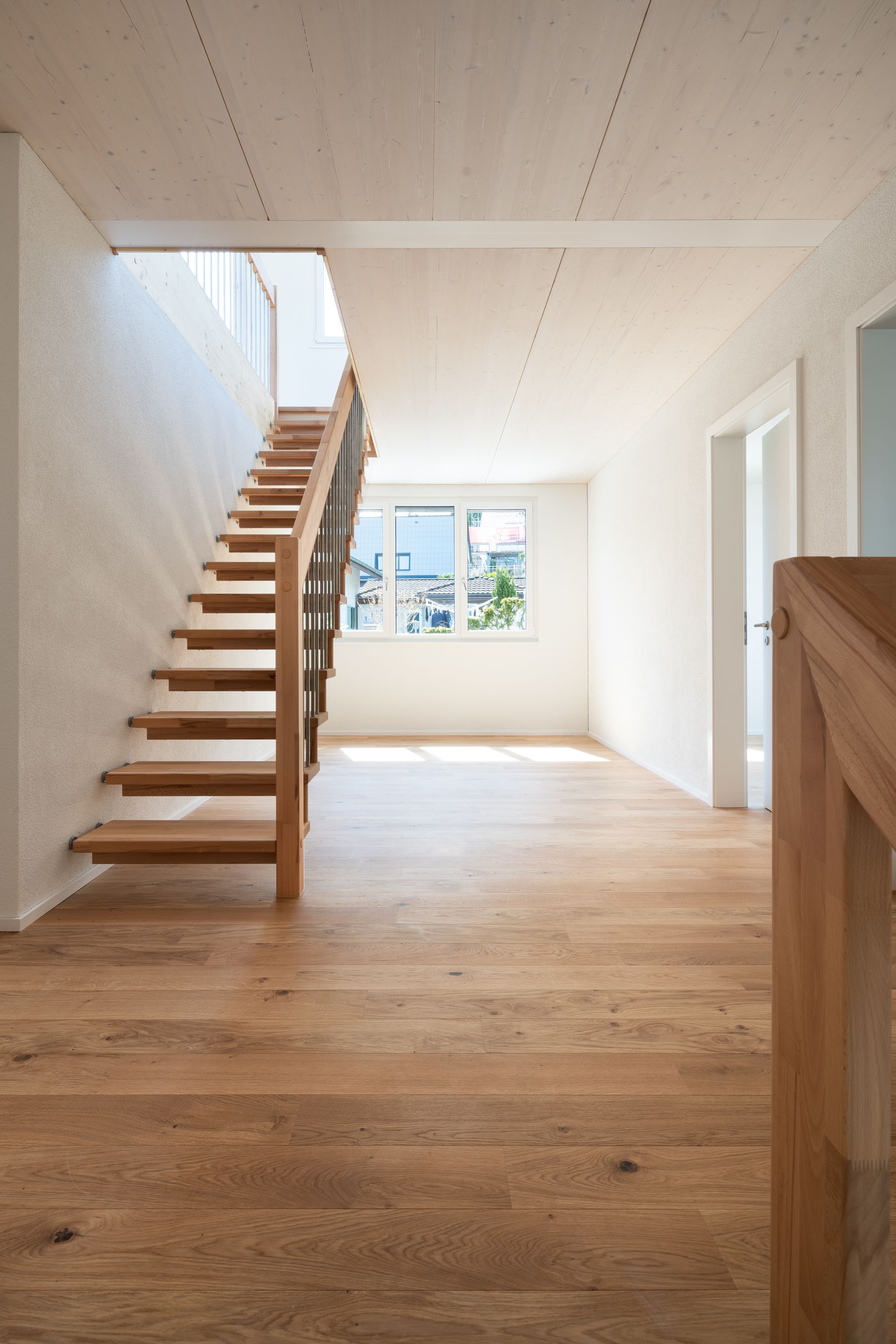 Bilder LT Building Solutions AG