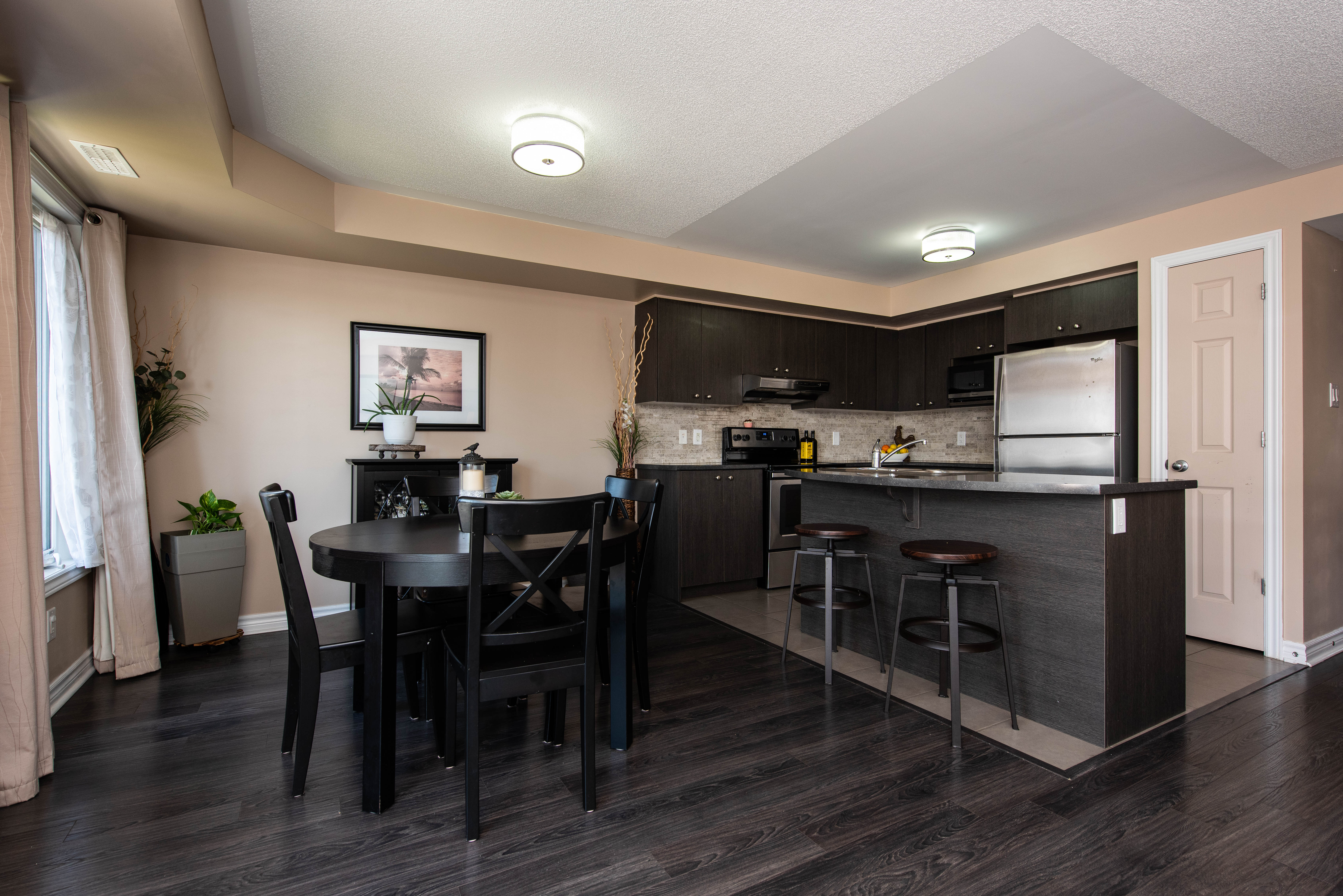 Images Leif Olson - Ottawa Real Estate Agent - Hamre Team RE/MAX Affiliates