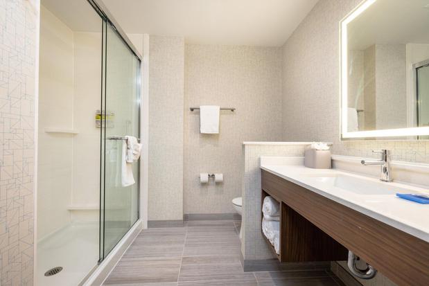 Images Holiday Inn Express & Suites San Jose – Silicon Valley by IHG