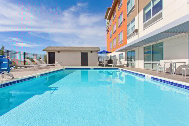 Images Holiday Inn Express & Suites Moses Lake by IHG