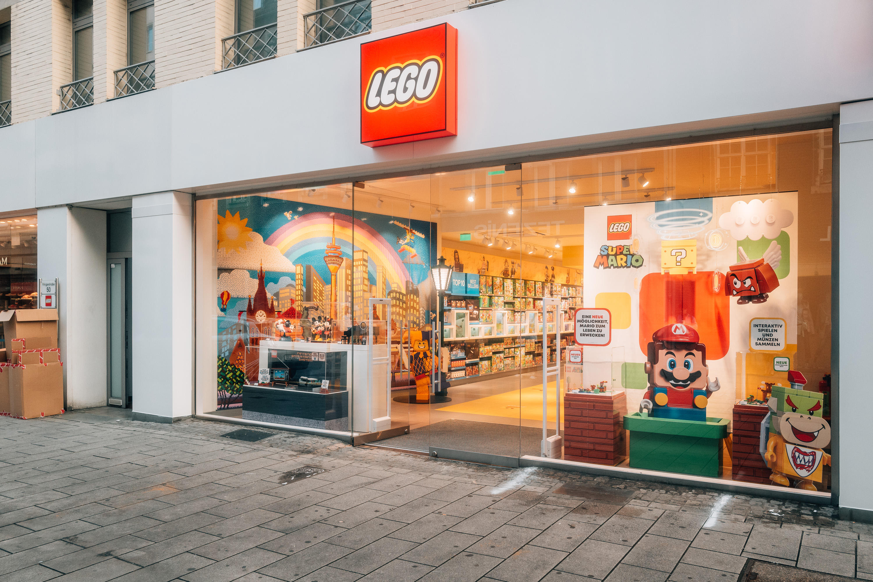 The LEGO® Store Düsseldorf, Flinger Strasse 50 in Düsseldorf