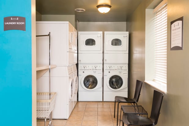 Images Staybridge Suites Chicago-Oakbrook Terrace by IHG