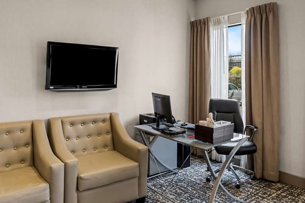 Images SureStay by Best Western SeaTac Airport North