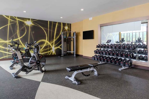 Images Hilton Garden Inn Detroit Utica