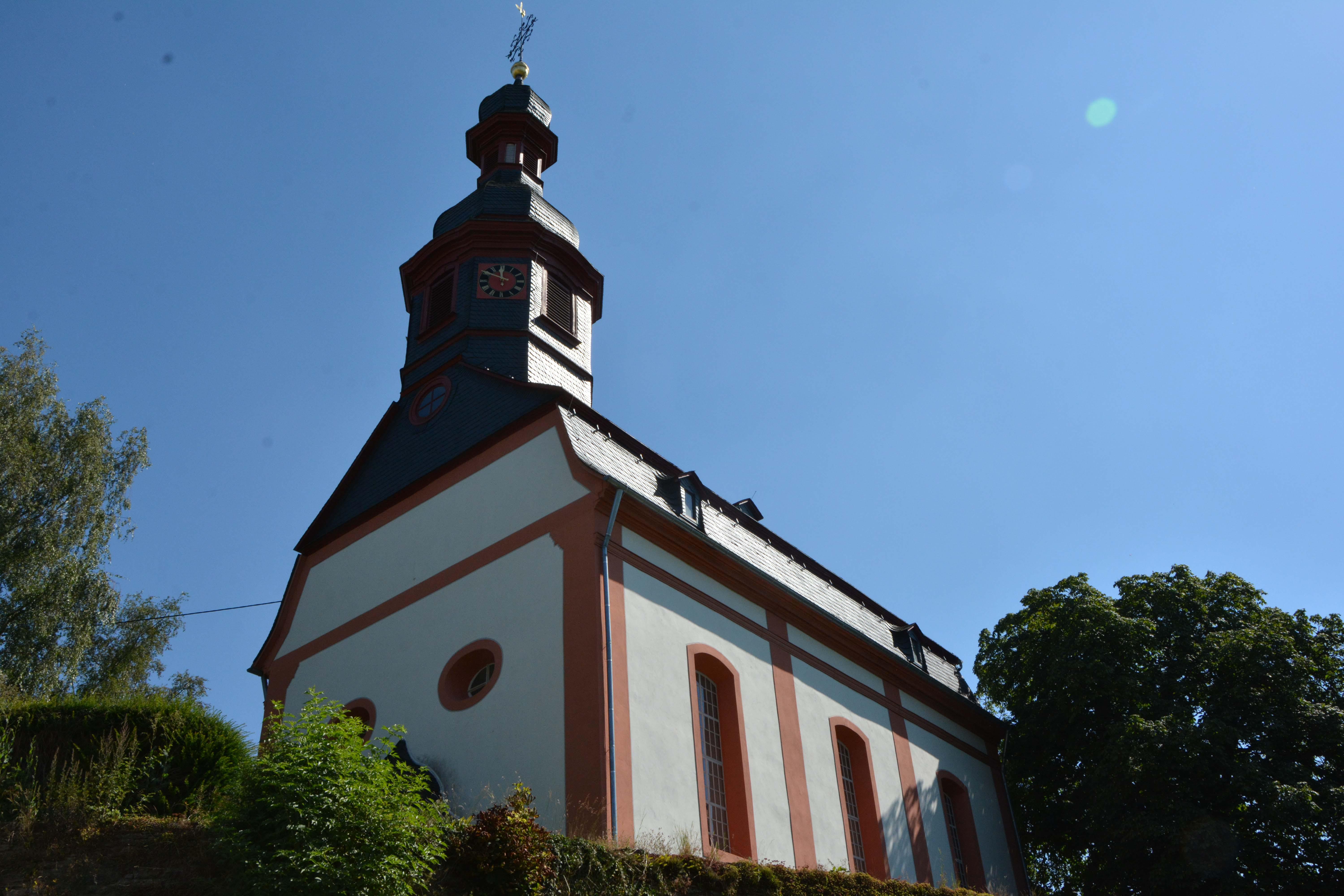 Bild 2 Evangelische Kirche Niedermeilingen - Evangelische Kirchengemeinde Niedermeilingen in Heidenrod