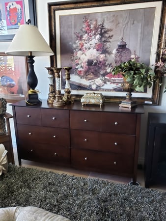 Images J and B Furniture Consignments