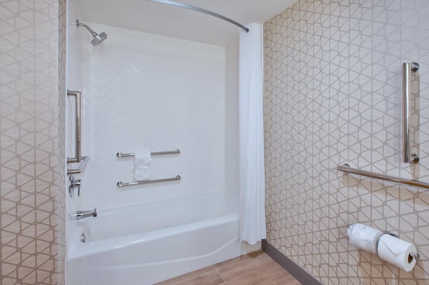 Images Holiday Inn VA Beach-Oceanside (21st St) by IHG