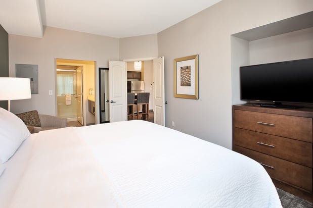 Images Staybridge Suites Auburn Hills by IHG