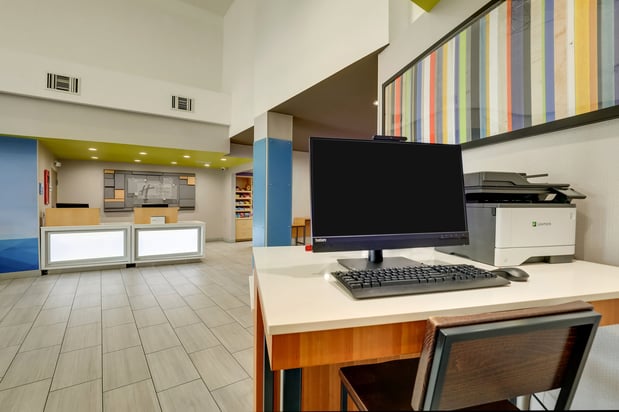 Images Holiday Inn Express & Suites Orangeburg by IHG