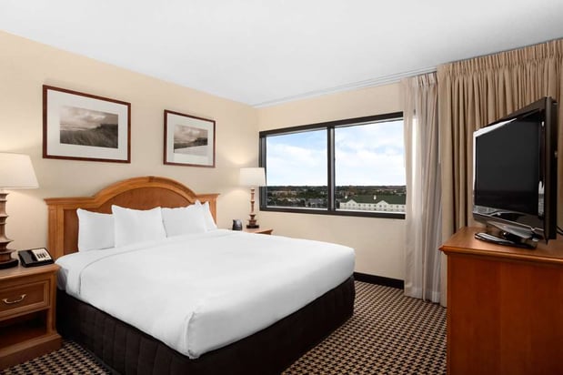 Images Hilton Chicago/Oak Brook Suites