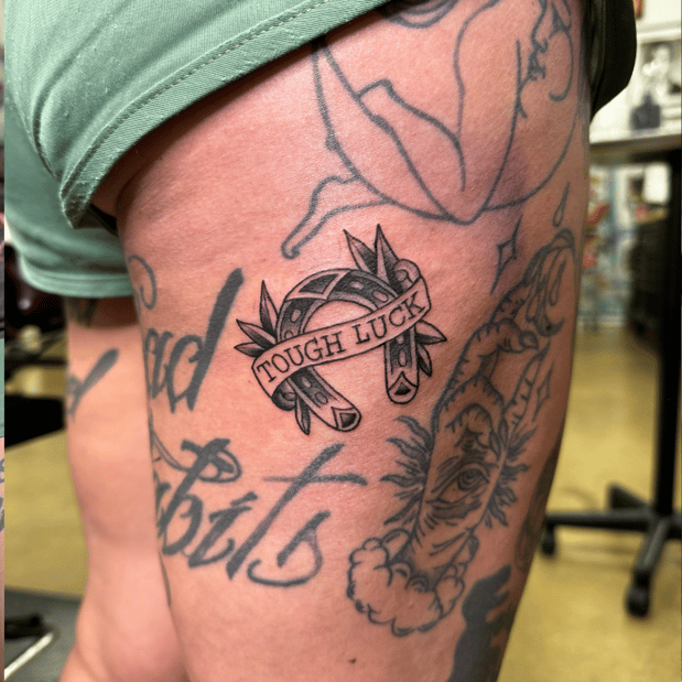 Images Thirteen Roses Tattoo & Aesthetics