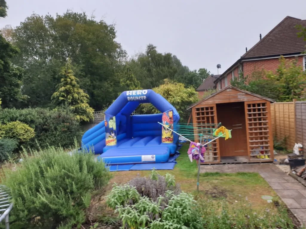 Images Top Banana Bouncy Castles