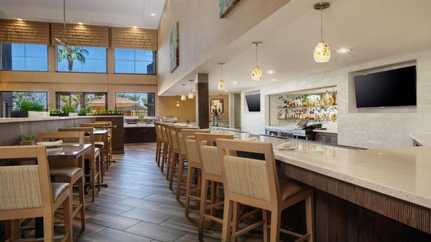 Images Holiday Inn Phoenix - Chandler by IHG