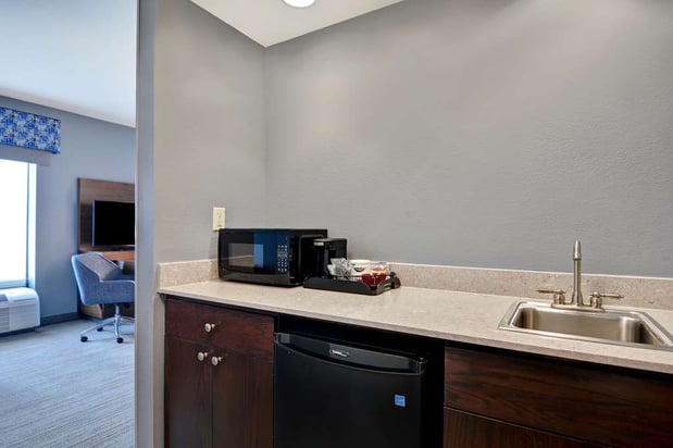 Images Hampton Inn & Suites Clearwater/St. Petersburg-Ulmerton Road, FL