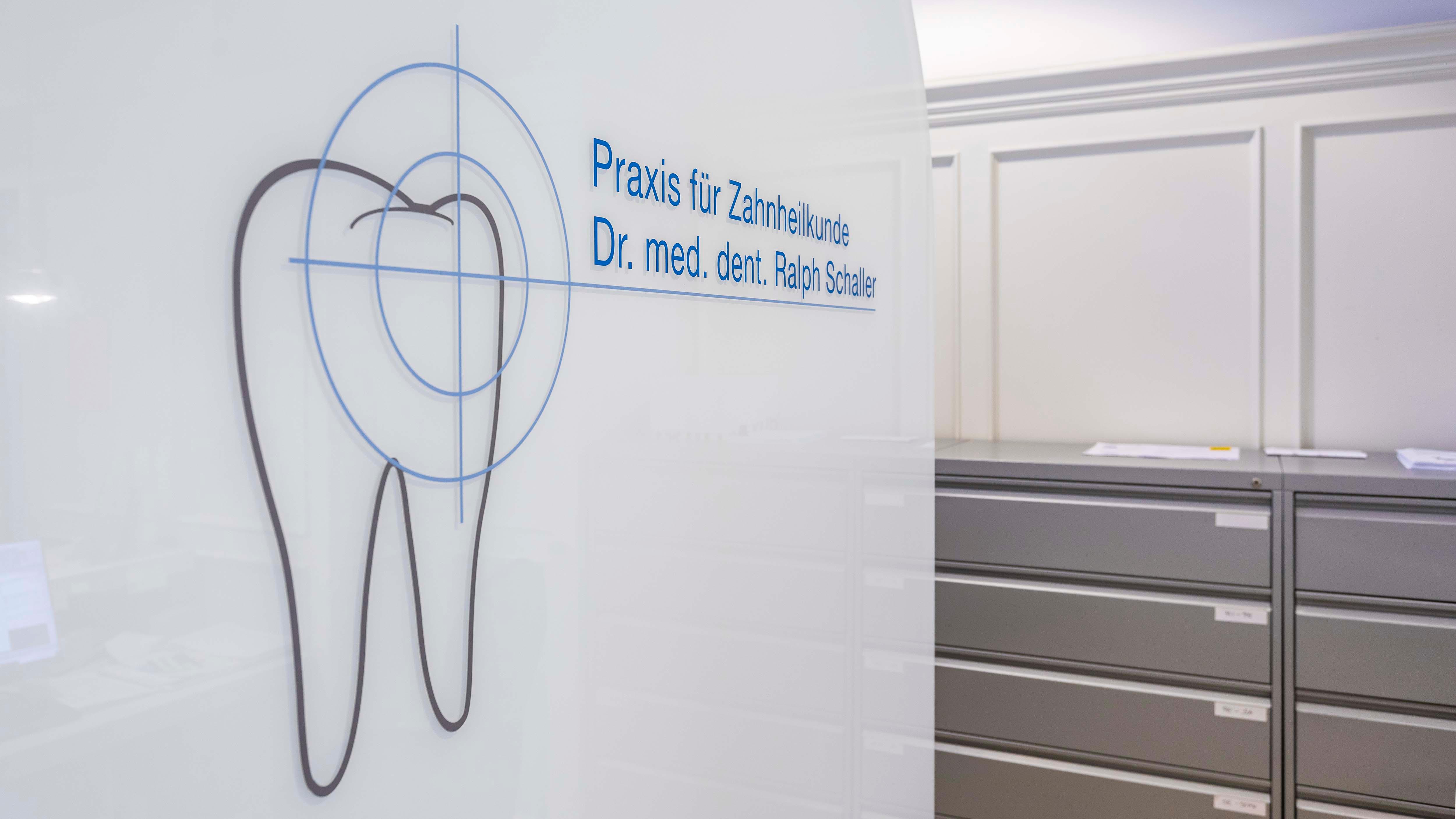 Praxis für Zahnheilkunde Dr. Ralph Schaller | Zahnarzt Düsseldorf, Apollinarisstr. 28 in Düsseldorf