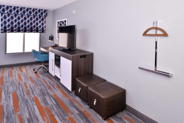 Images Hampton Inn & Suites Legacy Park-Frisco