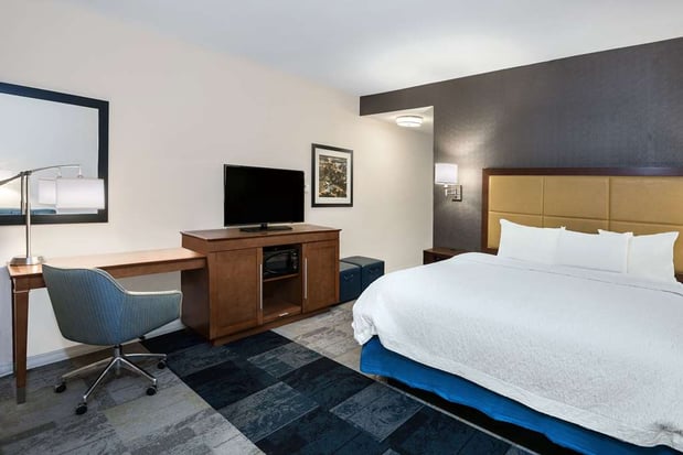 Images Hampton Inn & Suites San Antonio Brooks City Base