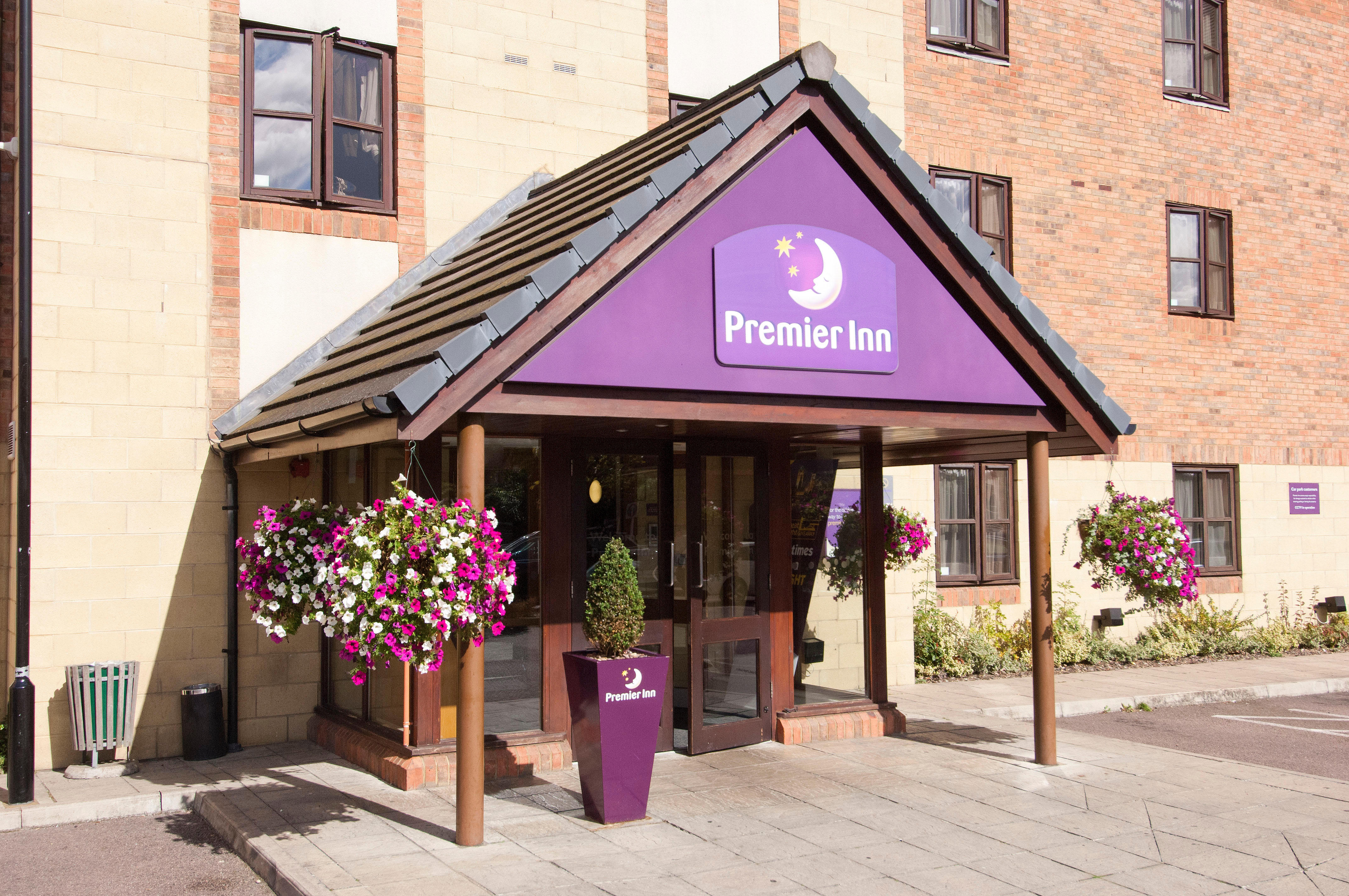 Premier Inn London Edgware hotel Premier Inn London Edgware hotel Edgware 03333 211259