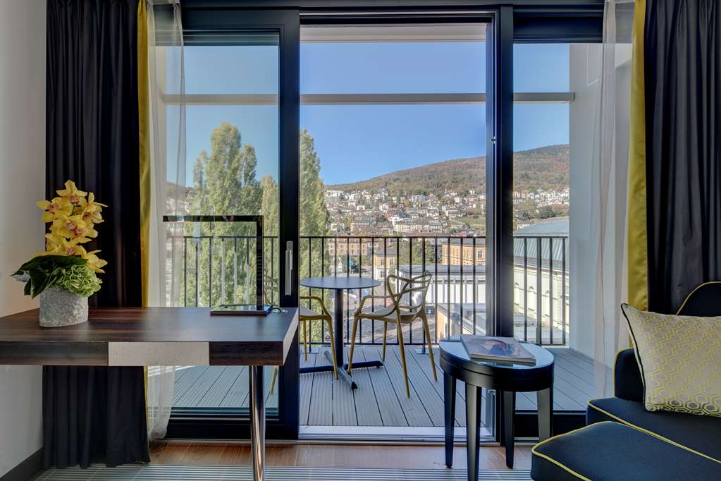 Hotel Beaulac, 2, Esplanade L�opold-Robert in Neuchatel