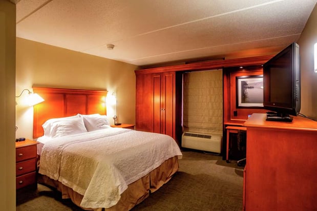 Images Hampton Inn Wheeling