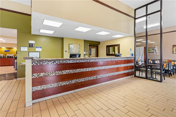 Images Best Western Ambassador Inn & Suites
