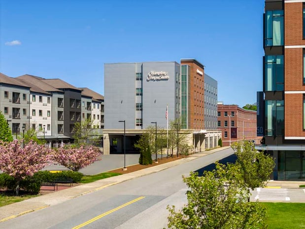Images Hampton Inn & Suites Worcester