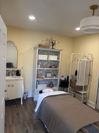 Images Spinal Flow with Rachel