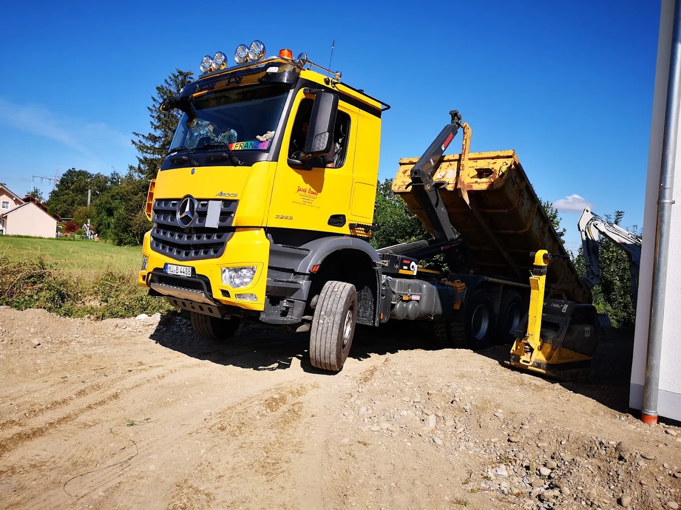 Josef Bauer GmbH & Co. KG, Beethovenstraße 5 in Polling